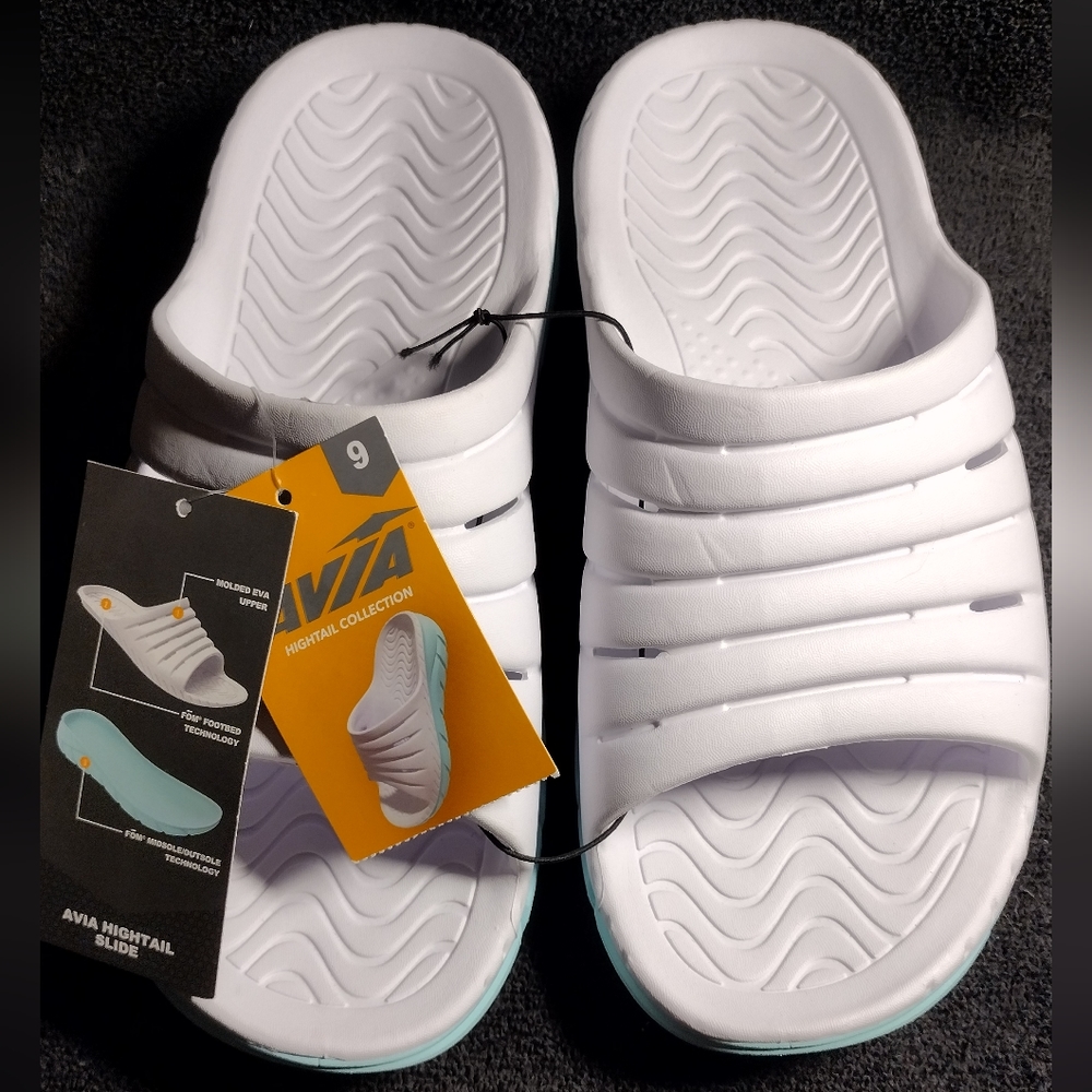 NWT Womens Avia Hightail Slide White and Mint Size 9 Fast Shipping 😊